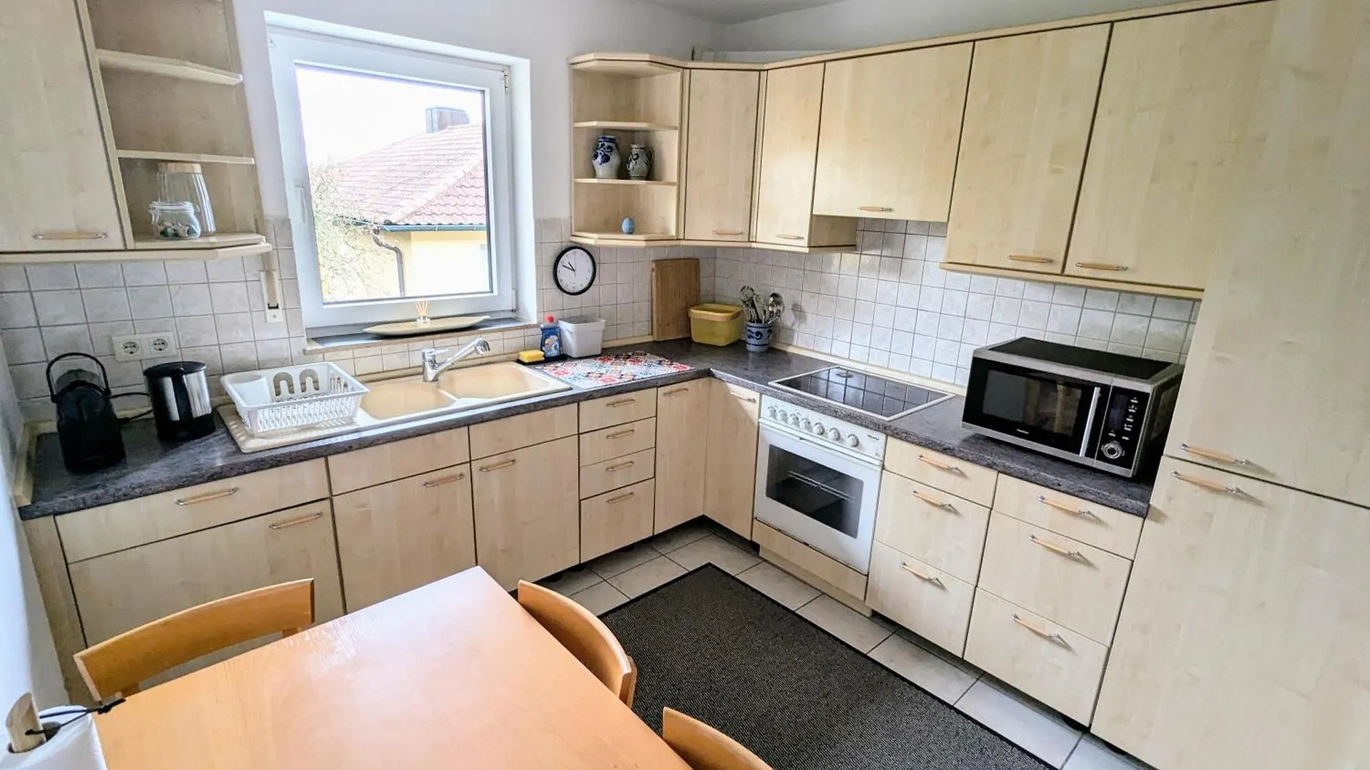 Daire Moderne Und Gemuetliche Stadtnahe Wohnung Haßfurt