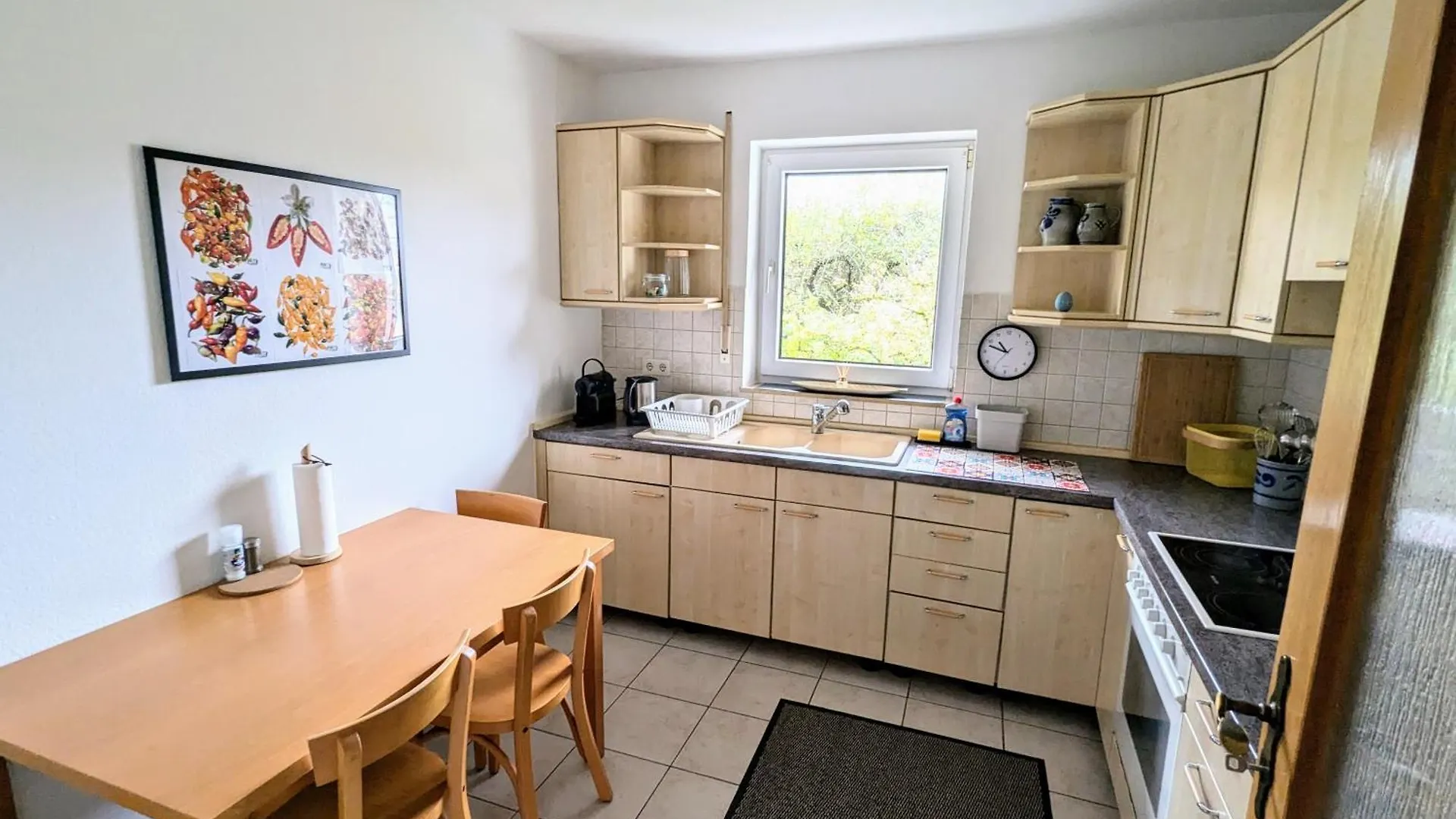 Moderne Und Gemuetliche Stadtnahe Wohnung Haßfurt 0*,  Almanya