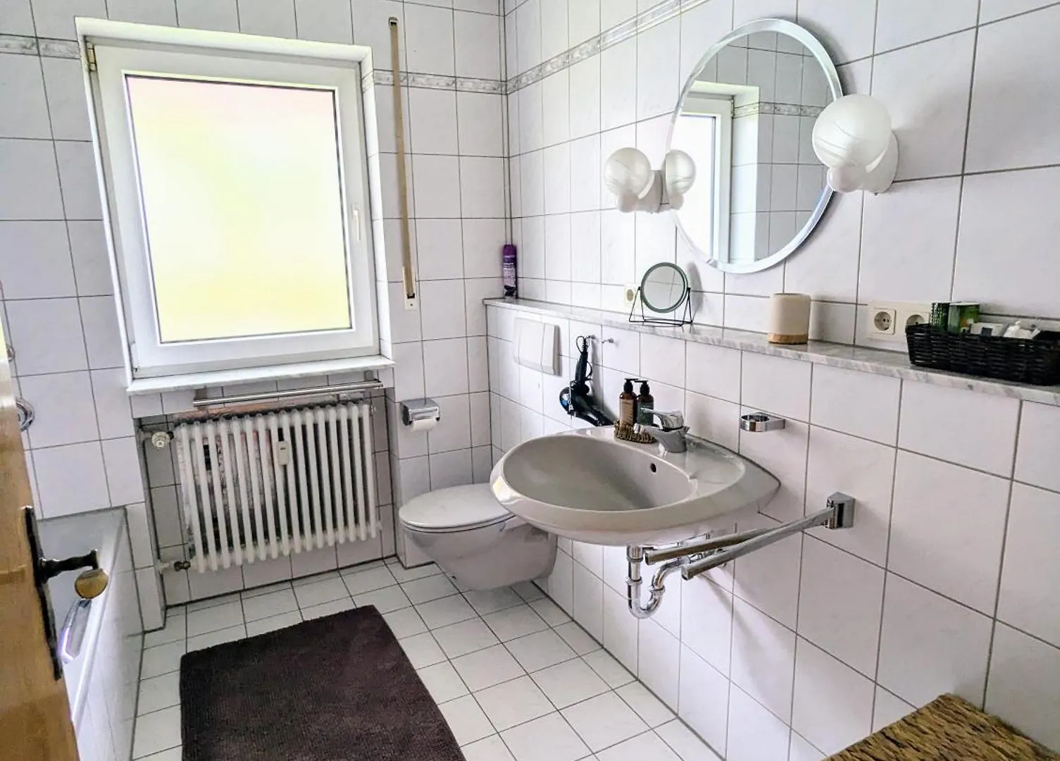 Moderne Und Gemuetliche Stadtnahe Wohnung Haßfurt
